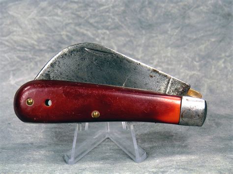 Vintage Keen Kutter 140 Hawkbill Pruner Knife Wood Handle Folding Pocket. . Vintage hawkbill knife